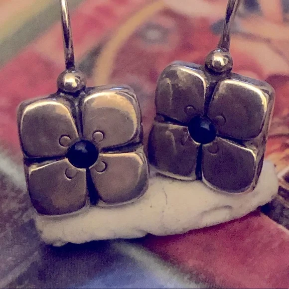 Silpada Sterling Silver Didae Earrings - Picture 7 of 8